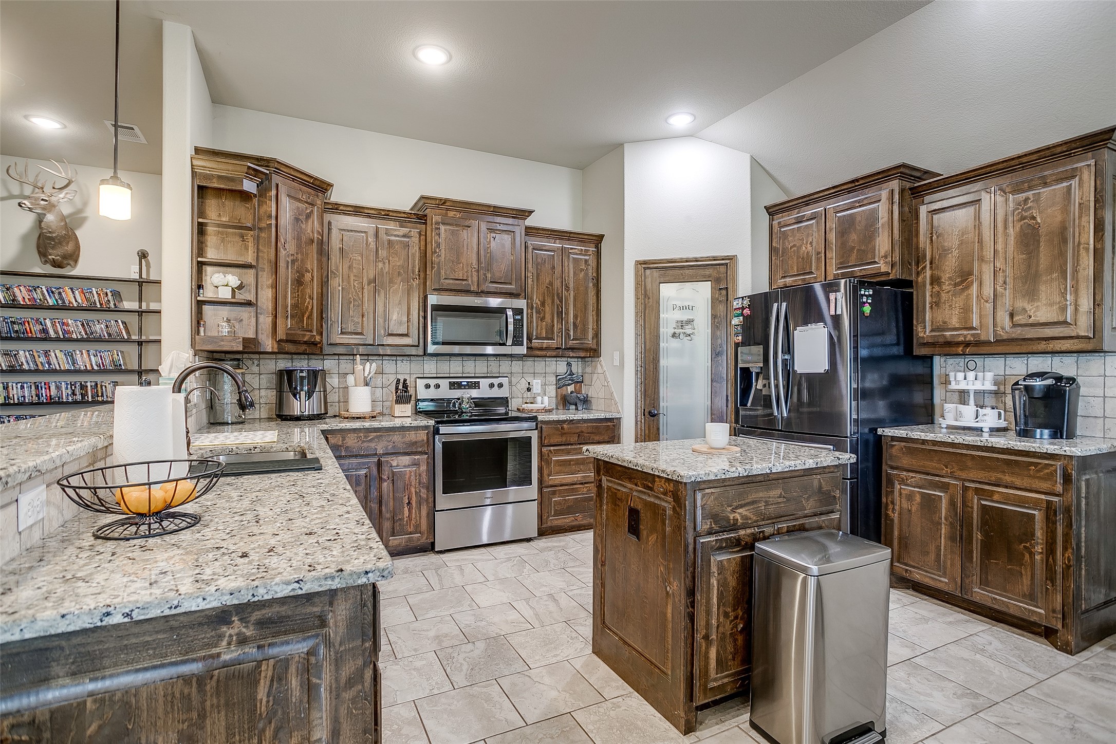 203 County Road 4221 Decatur TX 76234