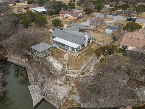 627 Williamsburg Court Granbury TX 76048