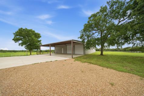 1632 County Road 4125 Iredell TX 76649