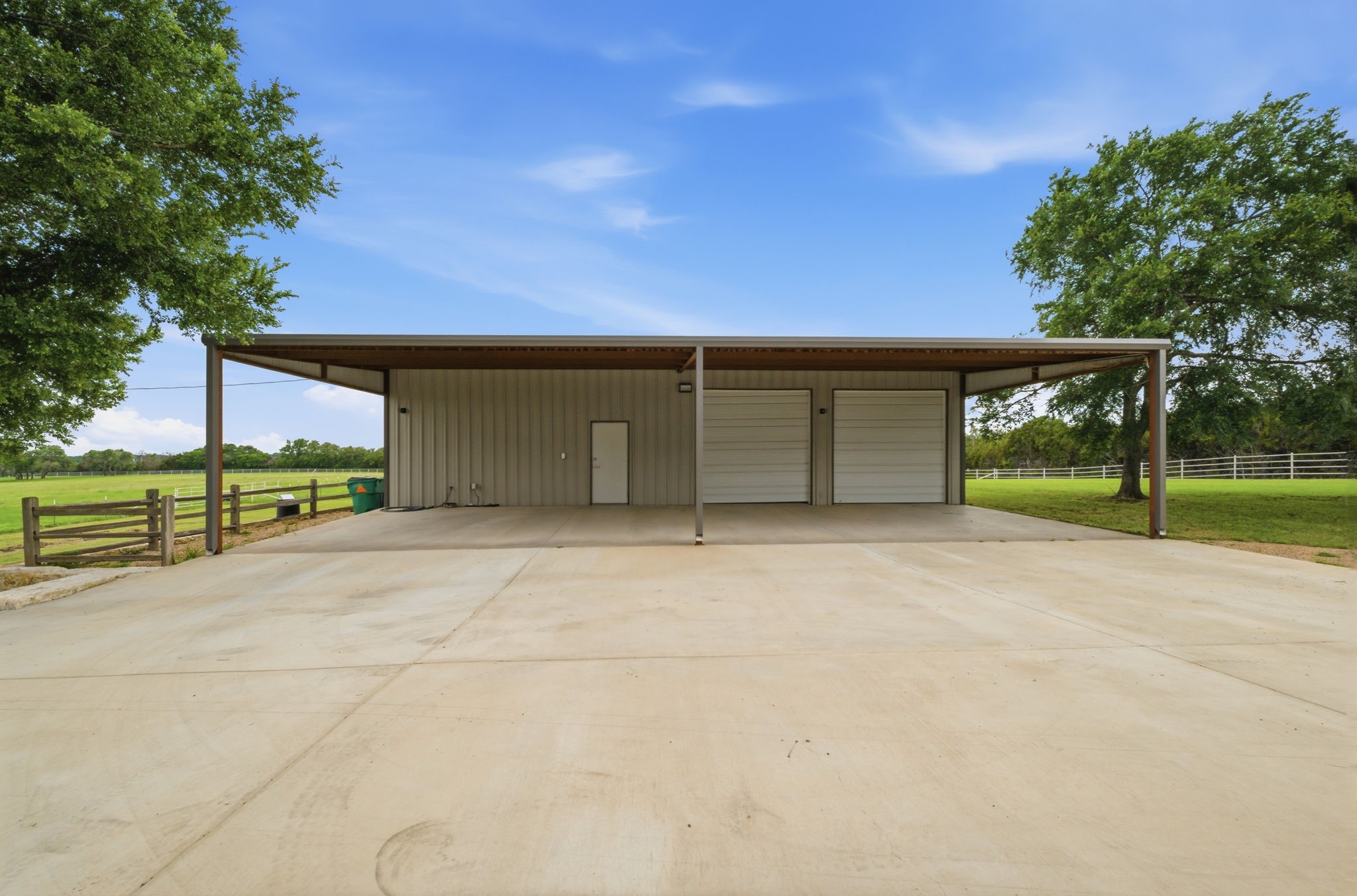 1632 County Road 4125 Iredell TX 76649