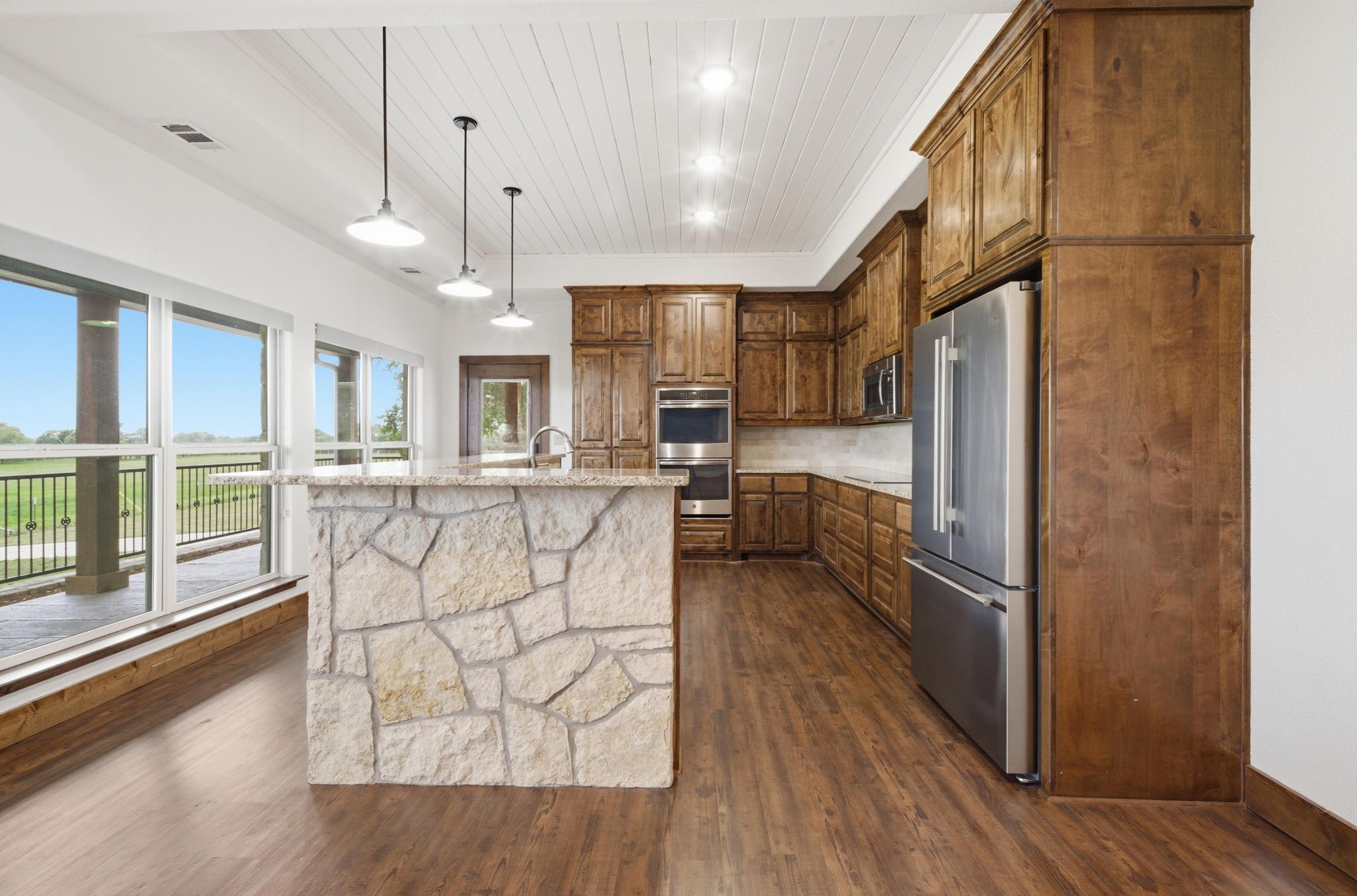 1632 County Road 4125 Iredell TX 76649