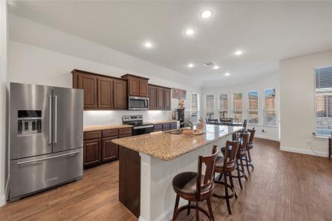 3706 Iron Horse Pass Krum TX 76249