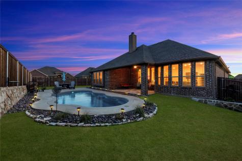 3706 Iron Horse Pass Krum TX 76249