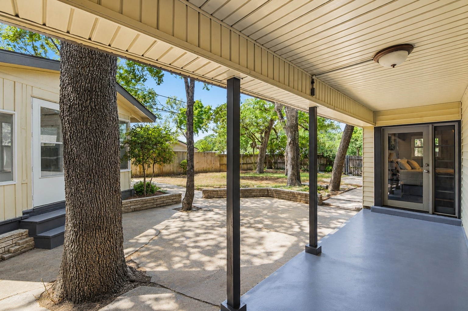 1917 Toplea Drive Euless TX 76040
