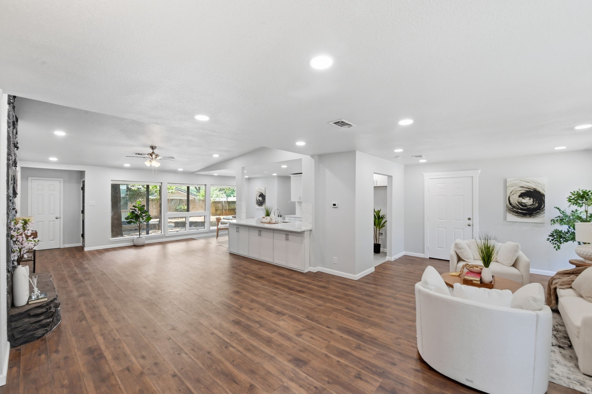 1917 Toplea Drive Euless TX 76040
