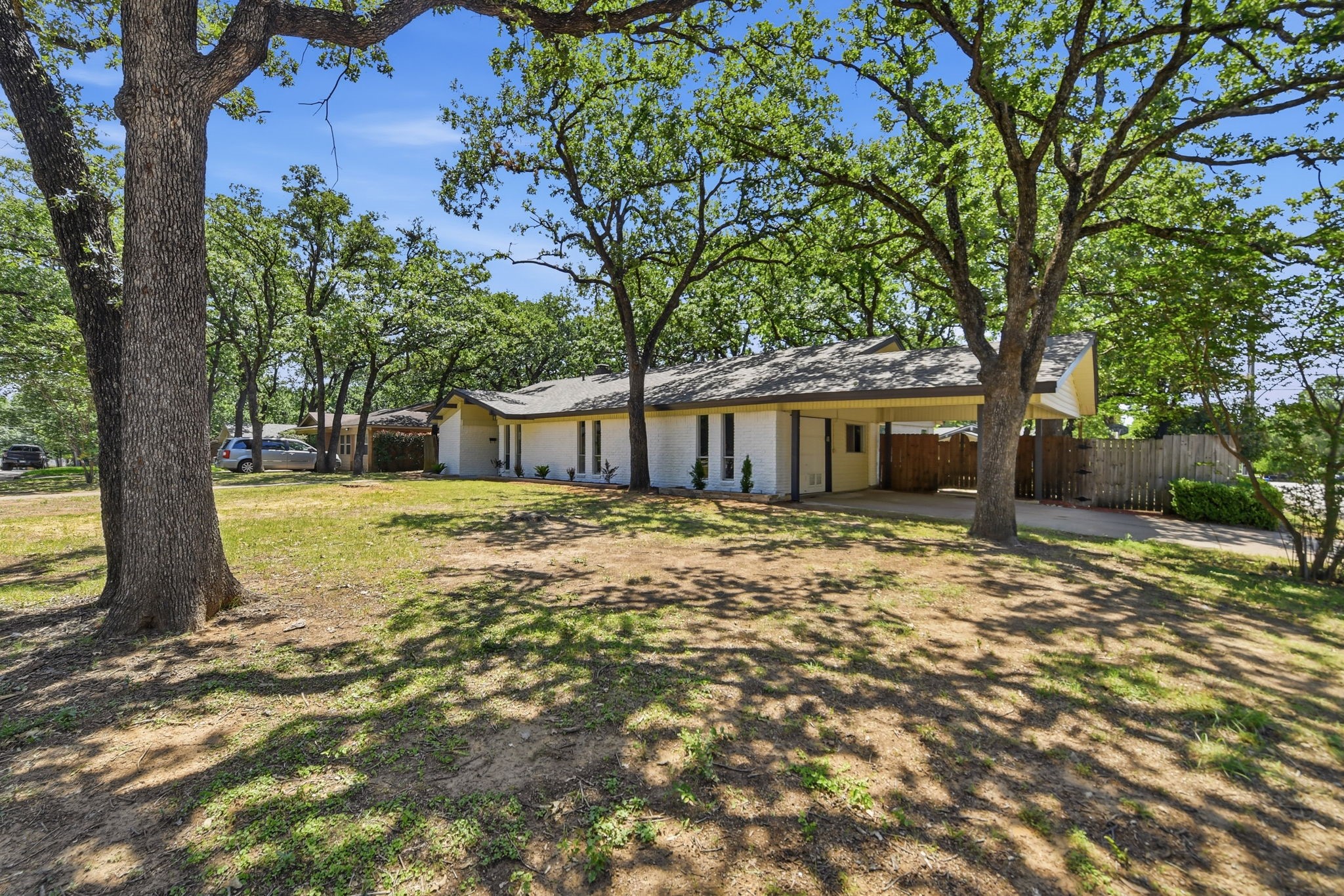 1917 Toplea Drive Euless TX 76040