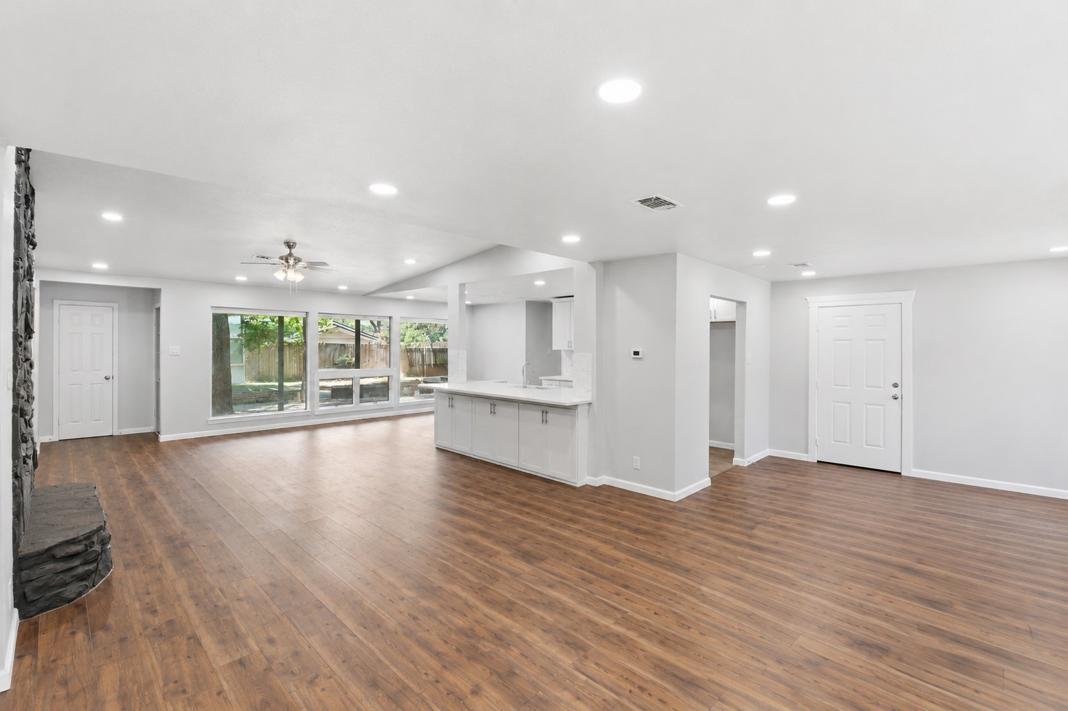 1917 Toplea Drive Euless TX 76040