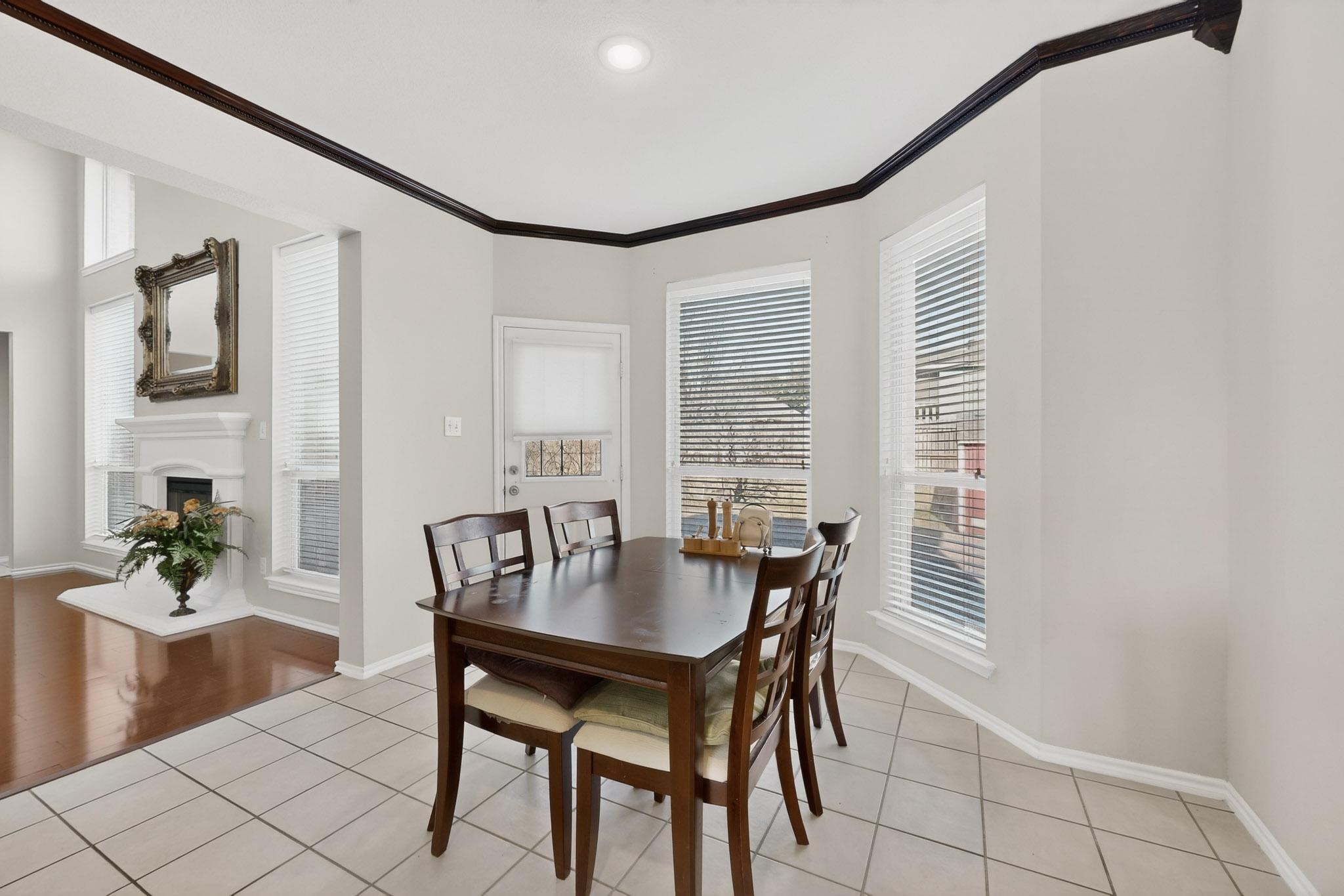 5828 Ivy Glen Drive Grand Prairie TX 75052