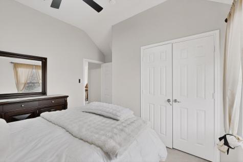 5828 Ivy Glen Drive Grand Prairie TX 75052