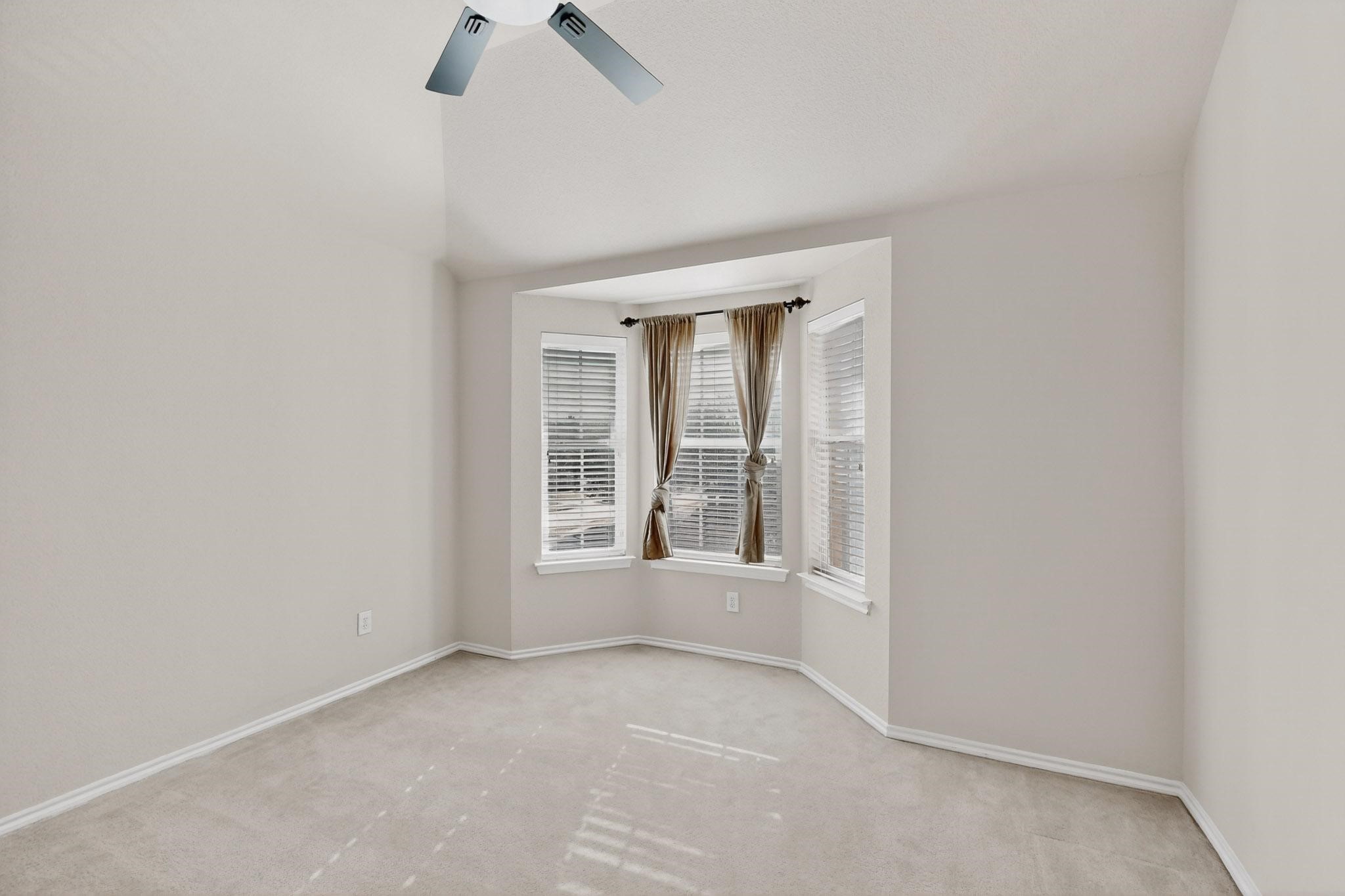 5828 Ivy Glen Drive Grand Prairie TX 75052