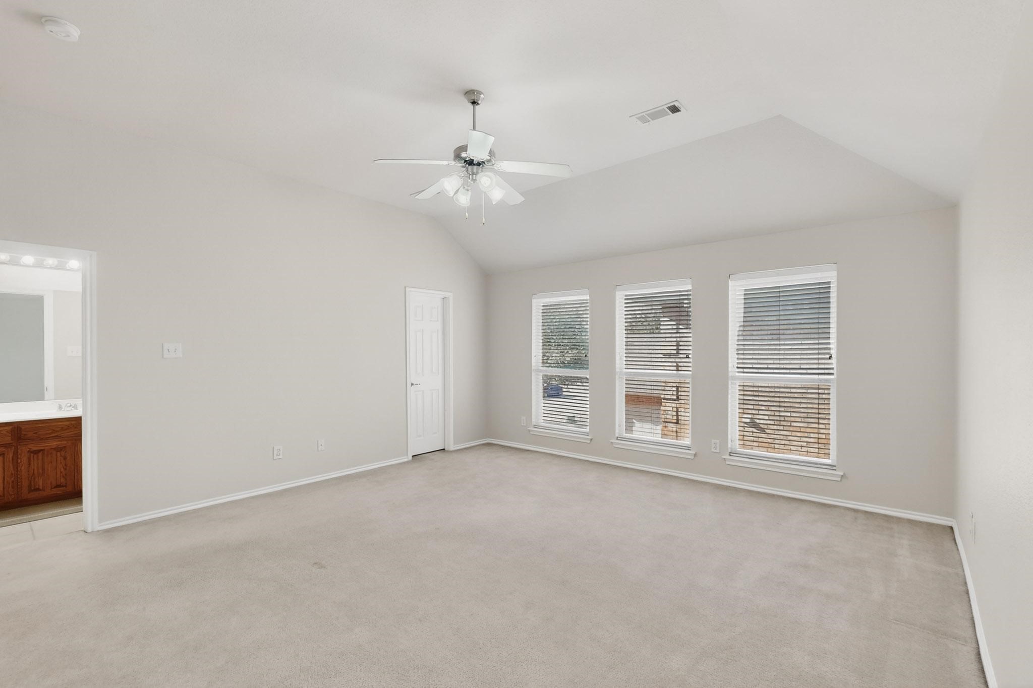 5828 Ivy Glen Drive Grand Prairie TX 75052