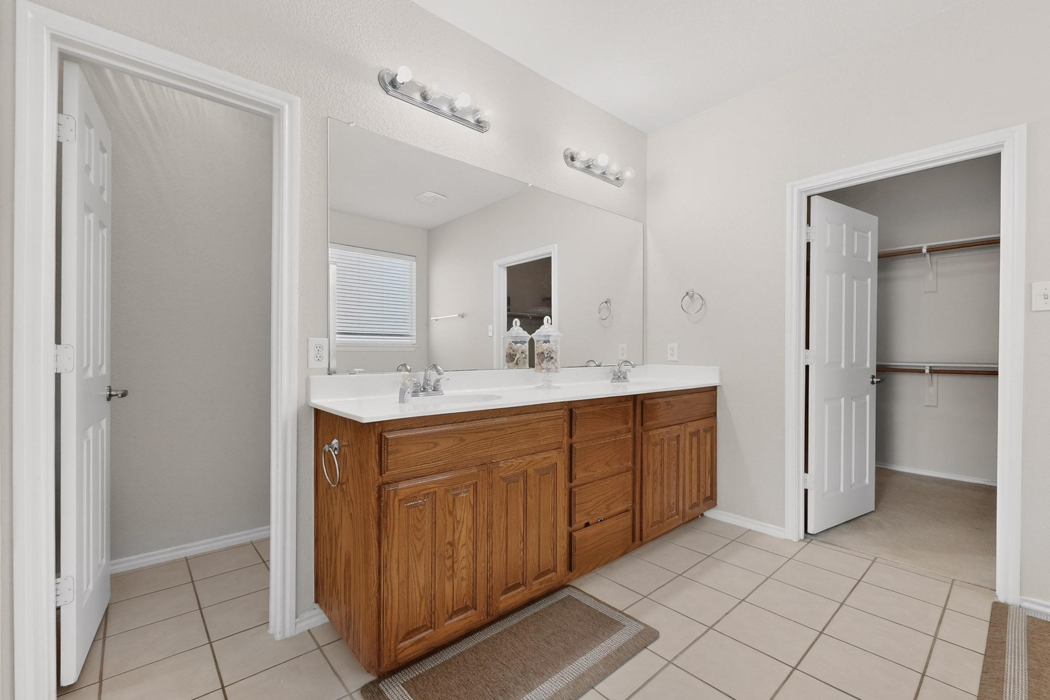 5828 Ivy Glen Drive Grand Prairie TX 75052