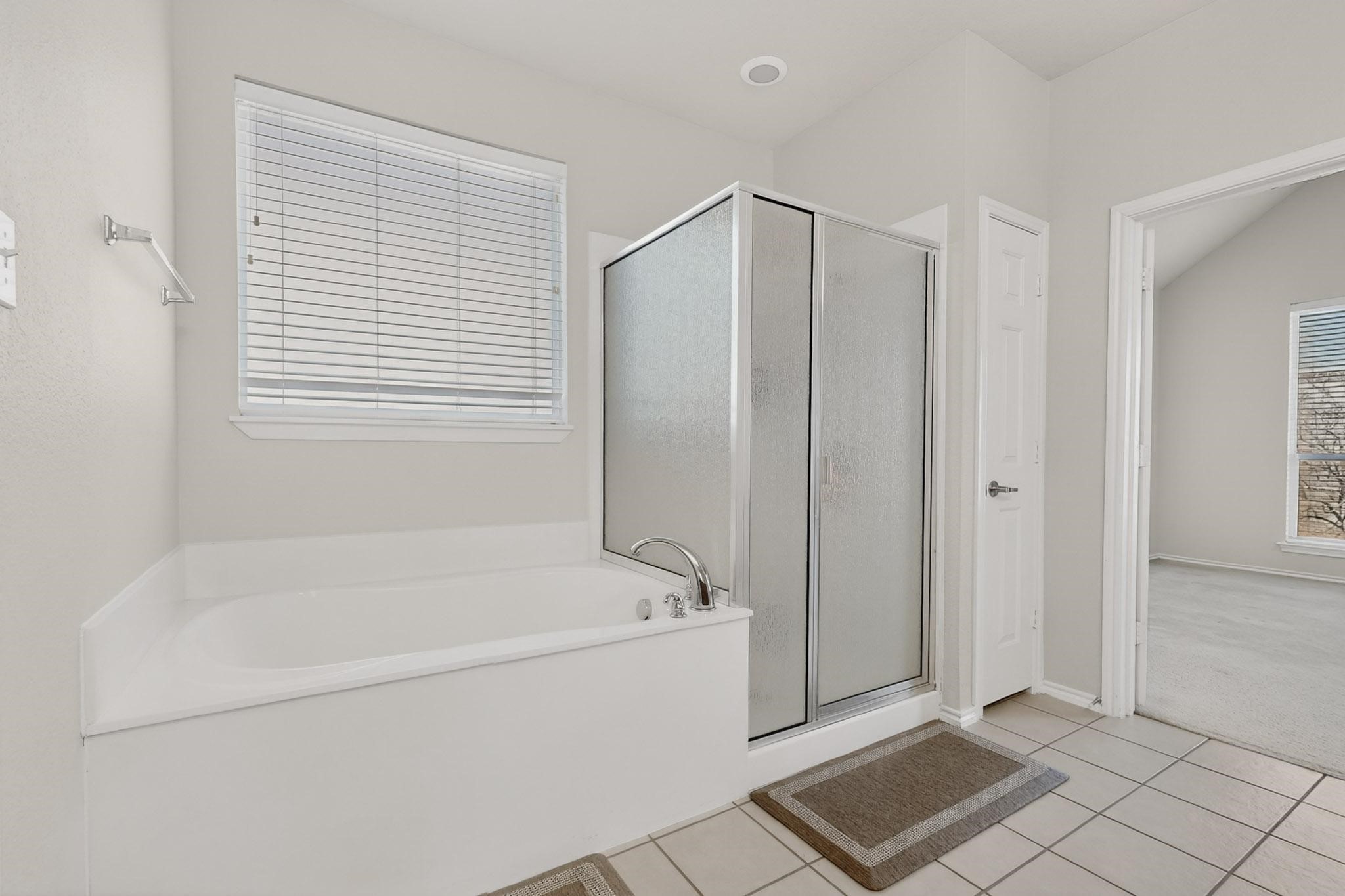5828 Ivy Glen Drive Grand Prairie TX 75052