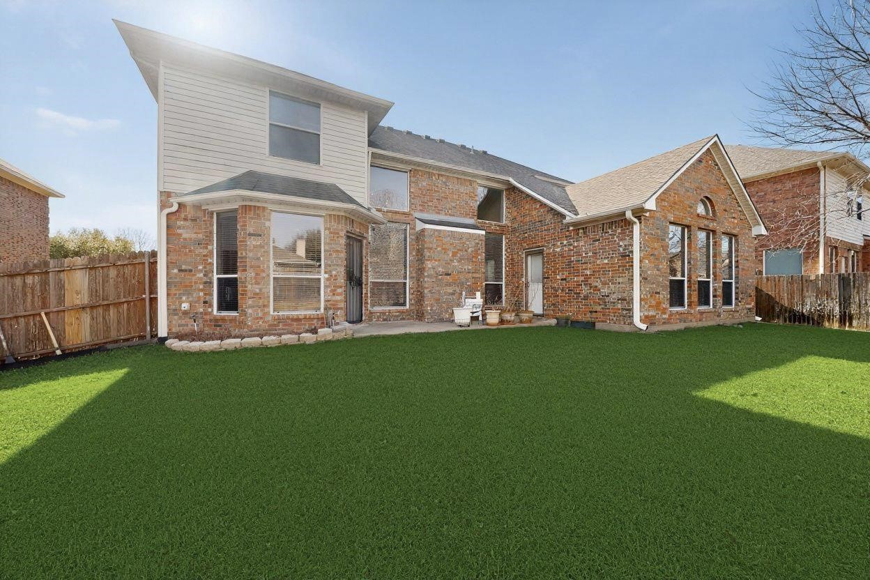 5828 Ivy Glen Drive Grand Prairie TX 75052
