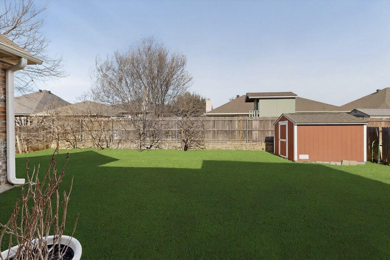 5828 Ivy Glen Drive Grand Prairie TX 75052
