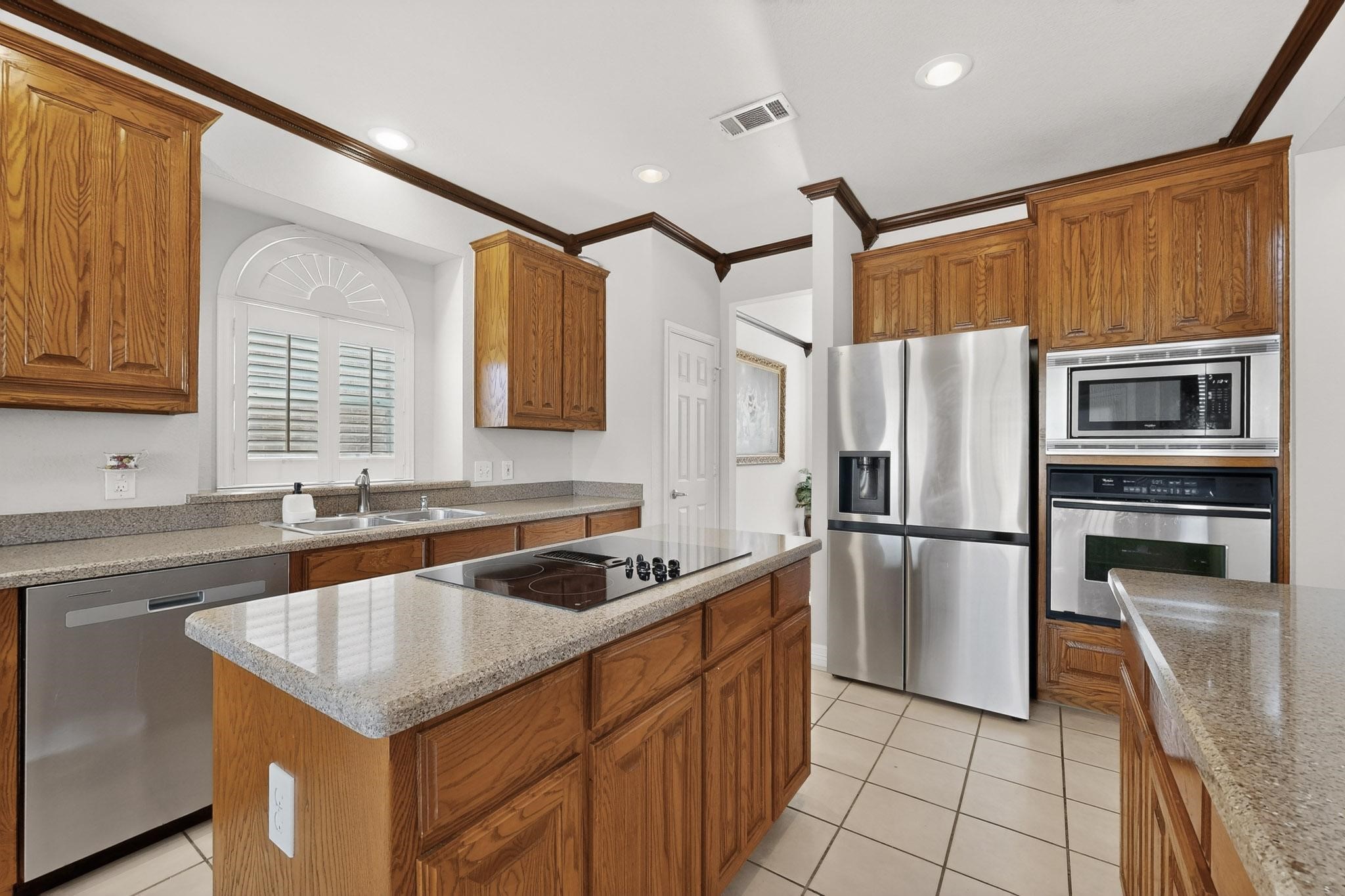 5828 Ivy Glen Drive Grand Prairie TX 75052