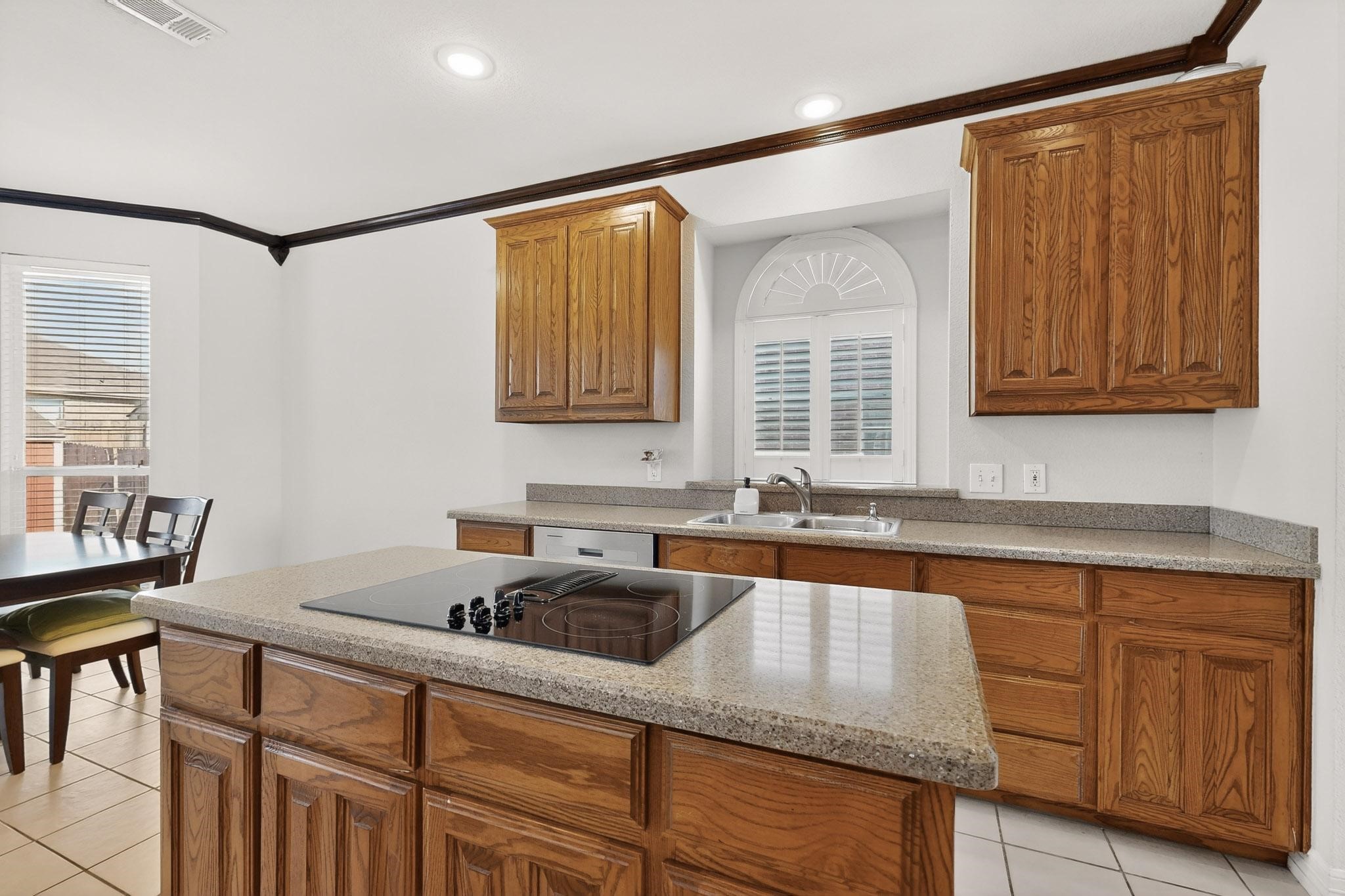 5828 Ivy Glen Drive Grand Prairie TX 75052
