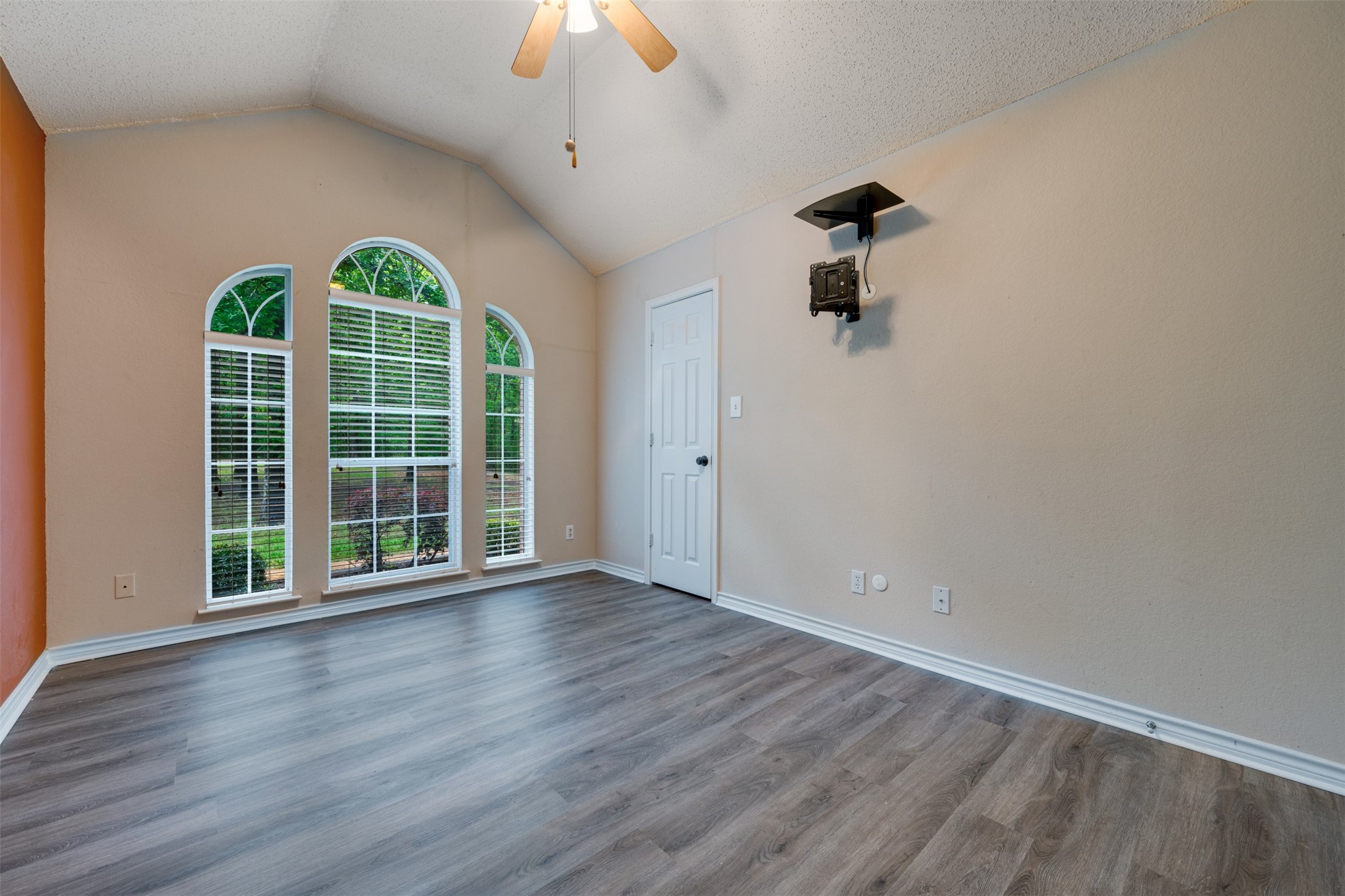 248 Butternut Lane Powderly TX 75473