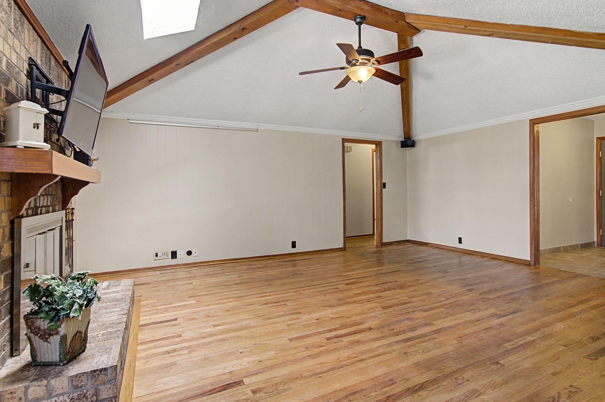 604 Baker Drive Hurst TX 76054
