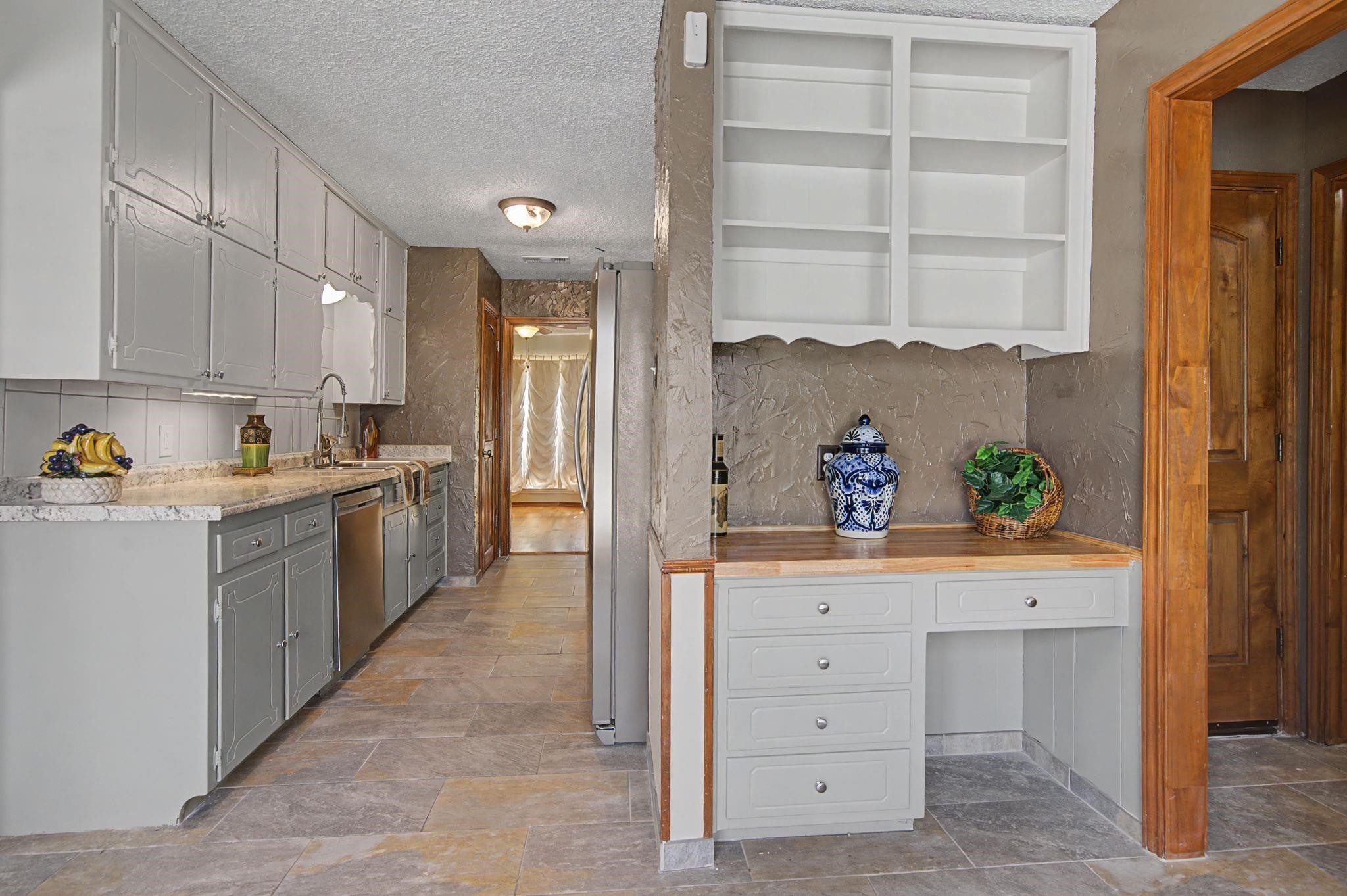 604 Baker Drive Hurst TX 76054