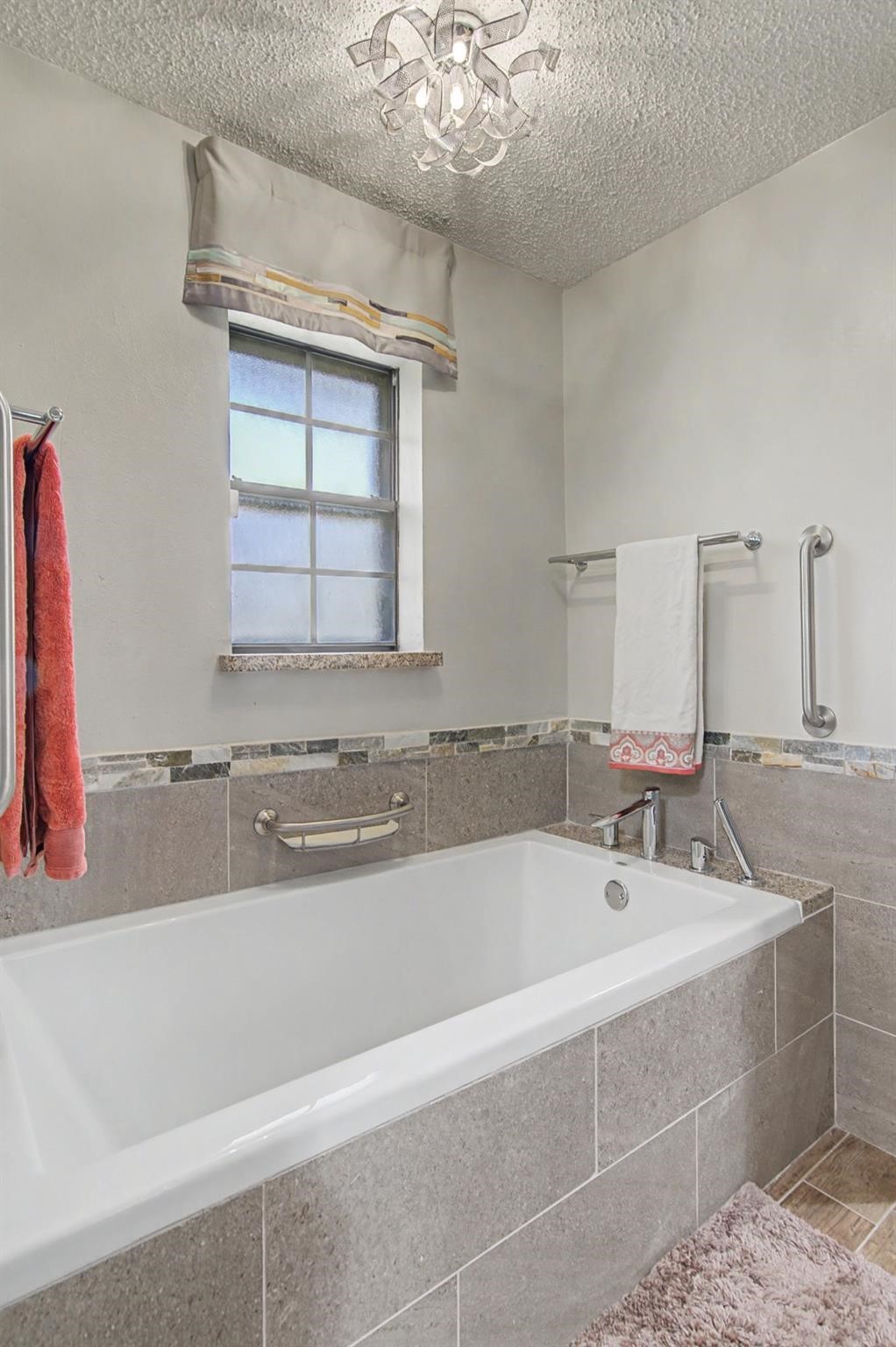 604 Baker Drive Hurst TX 76054