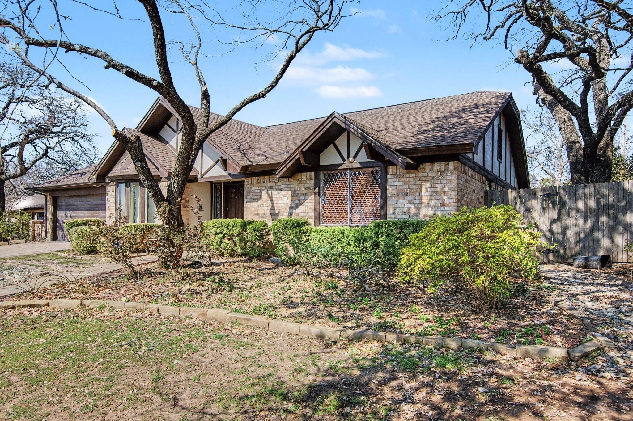 604 Baker Drive Hurst TX 76054