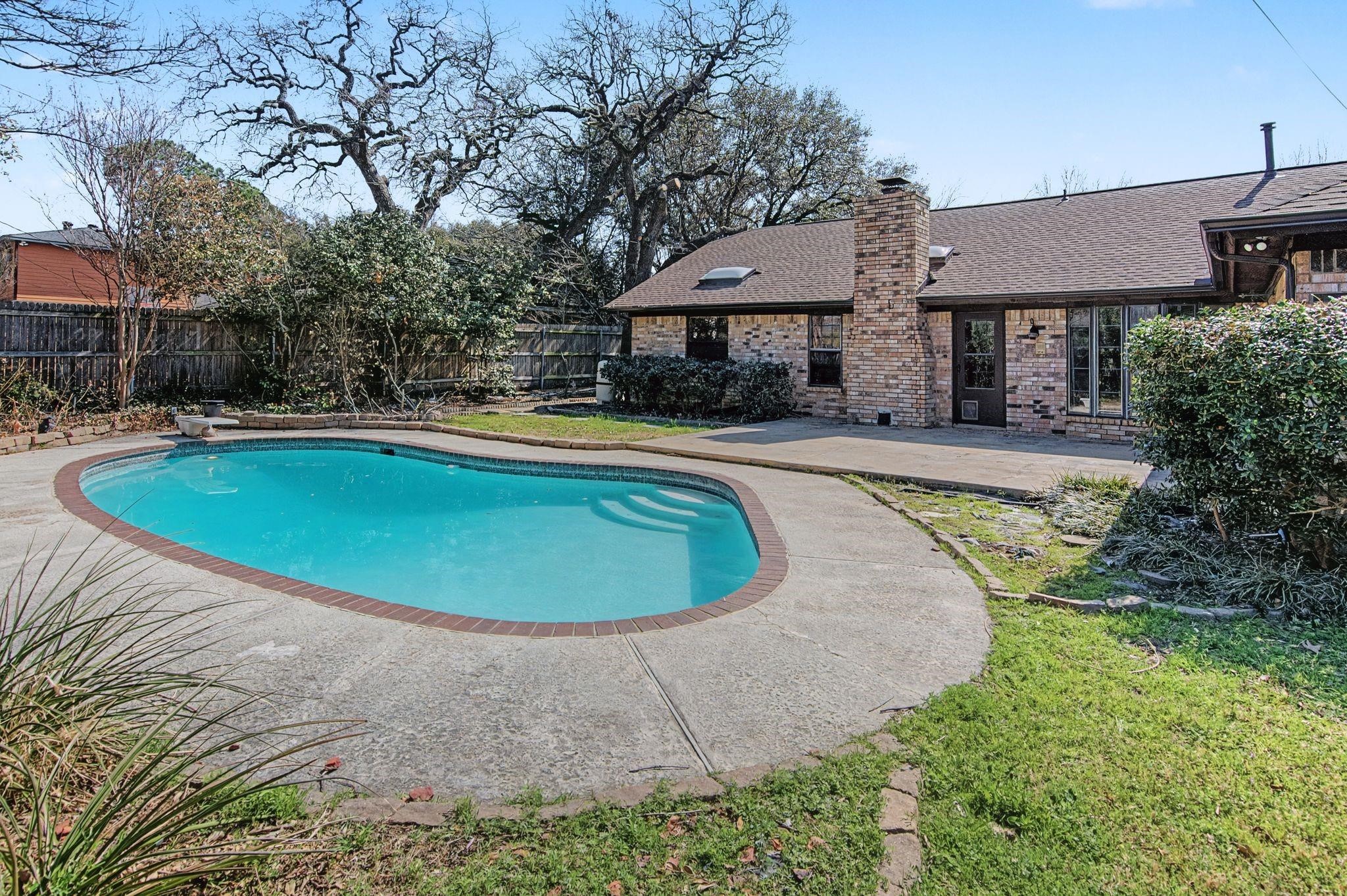 604 Baker Drive Hurst TX 76054