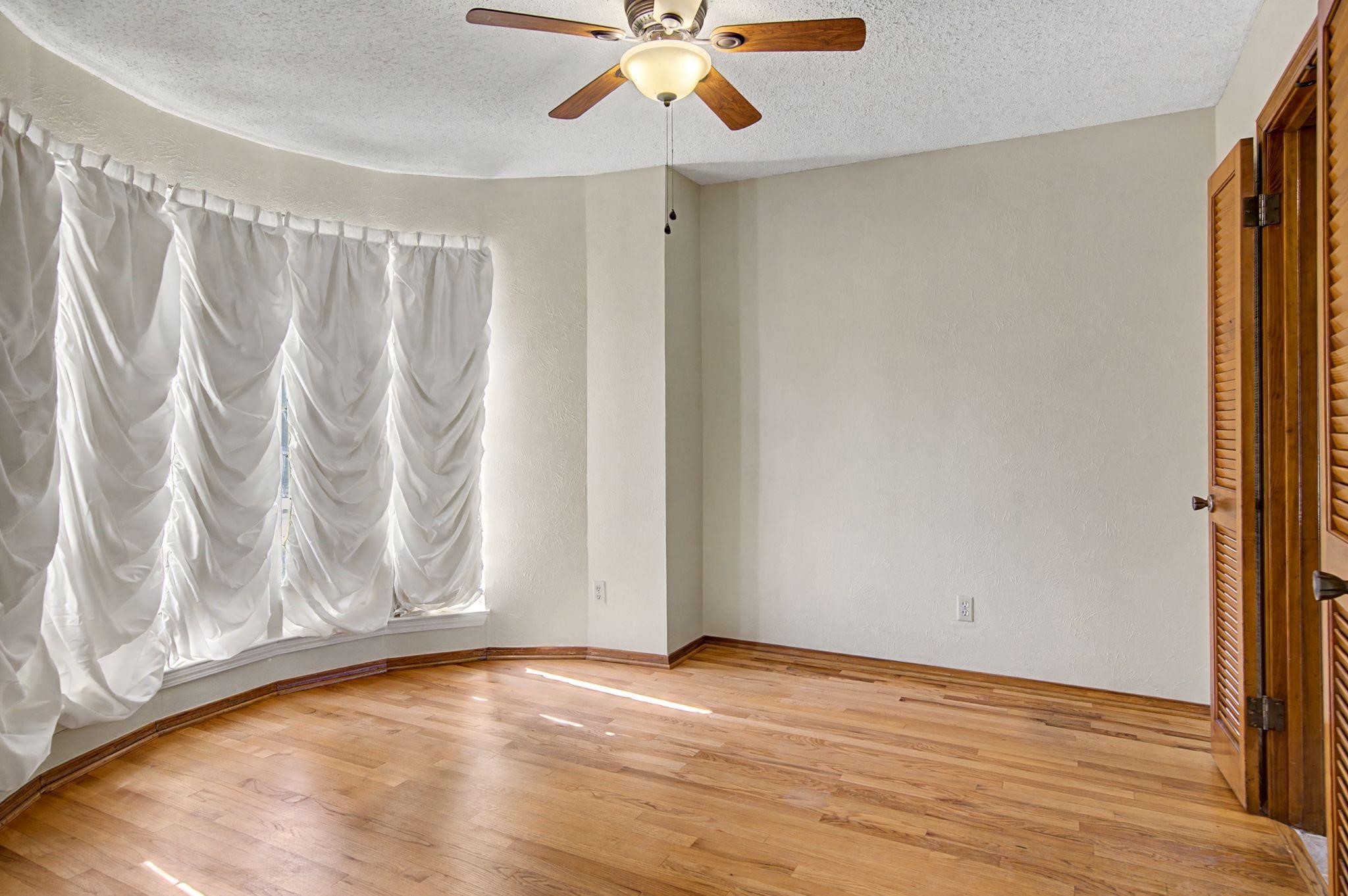 604 Baker Drive Hurst TX 76054