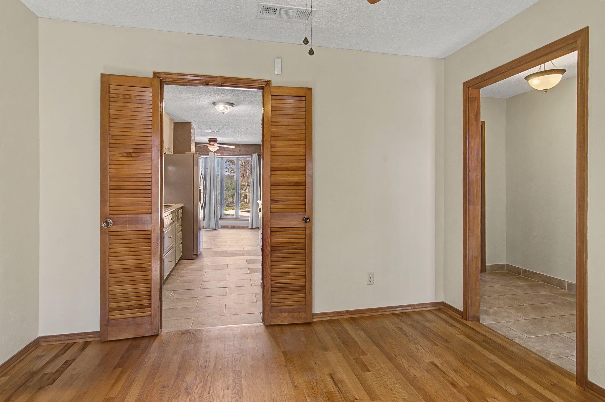604 Baker Drive Hurst TX 76054