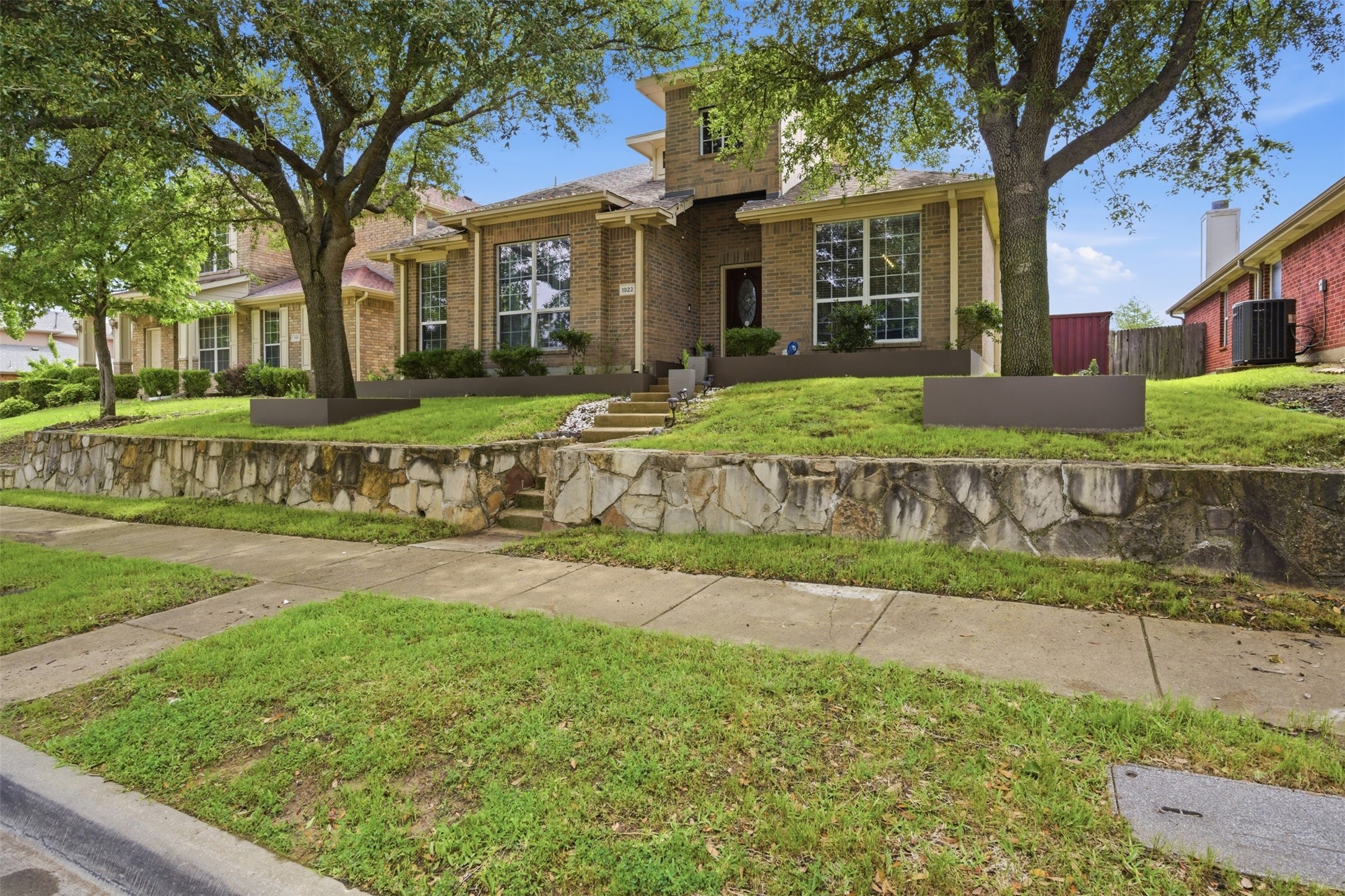 1922 Rustic Creek Drive Garland TX 75040