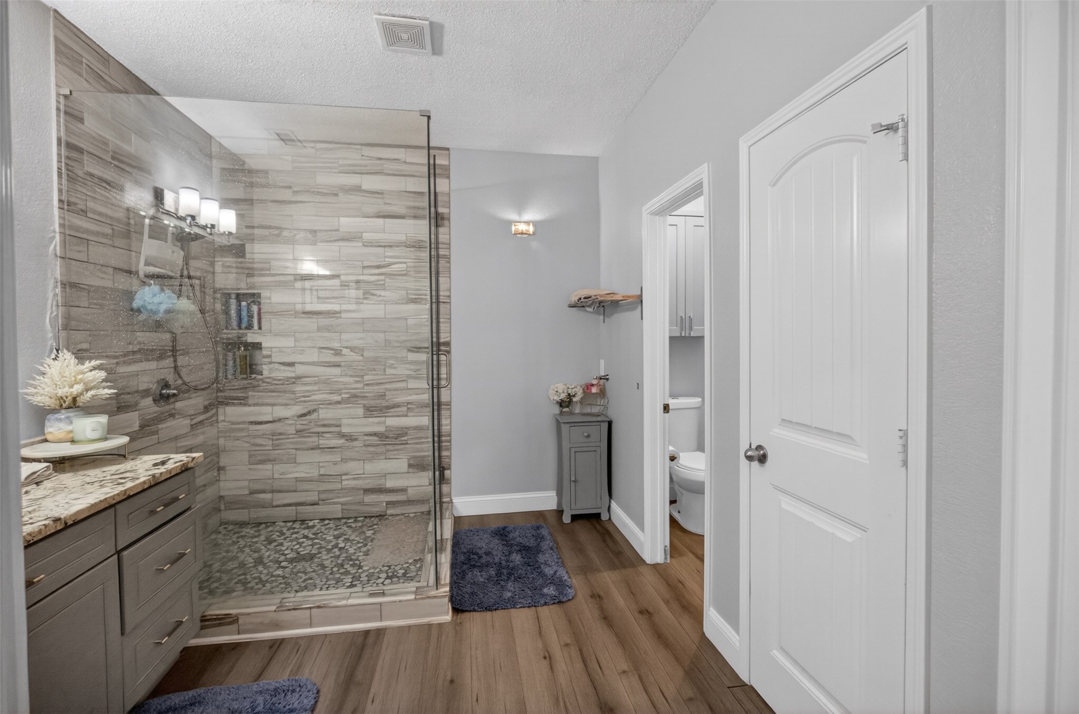 1922 Rustic Creek Drive Garland TX 75040