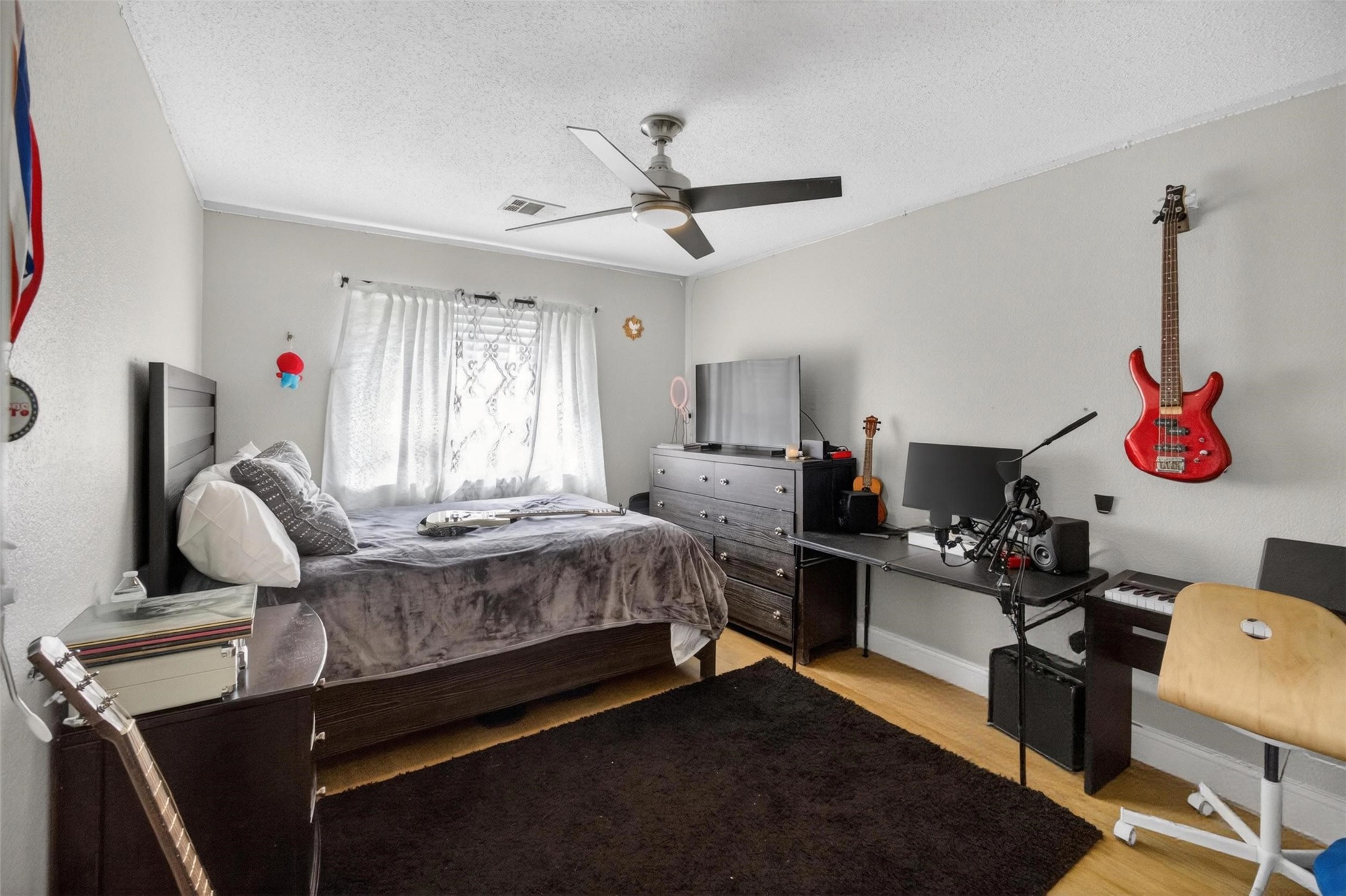 1922 Rustic Creek Drive Garland TX 75040