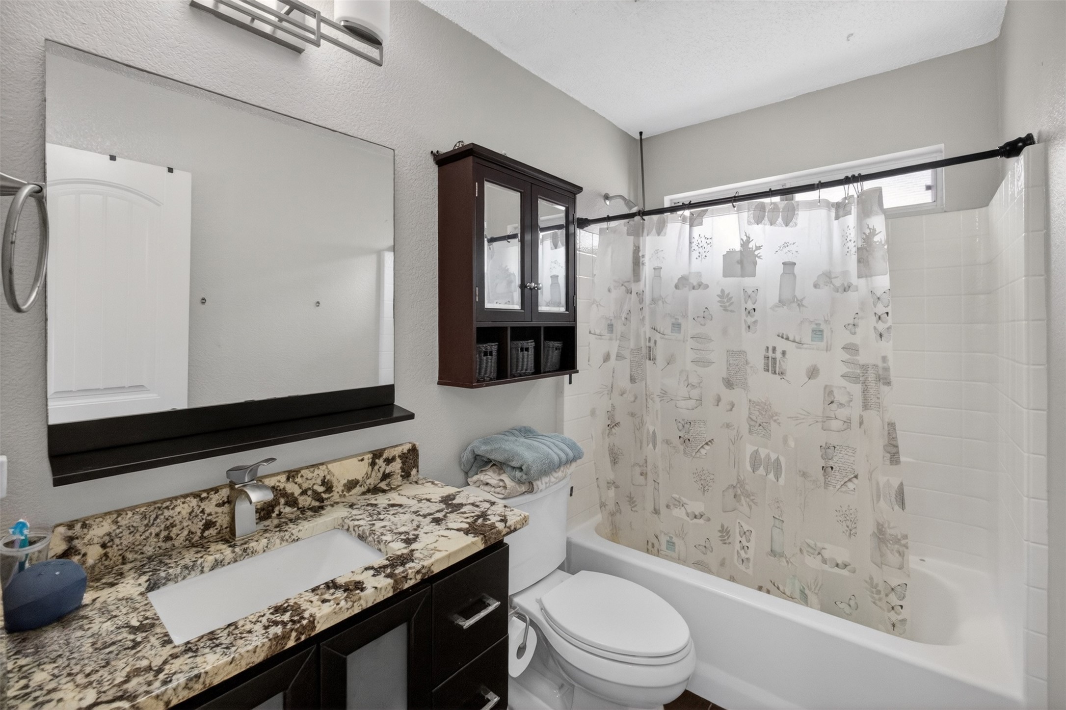 1922 Rustic Creek Drive Garland TX 75040