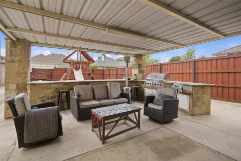 1922 Rustic Creek Drive Garland TX 75040