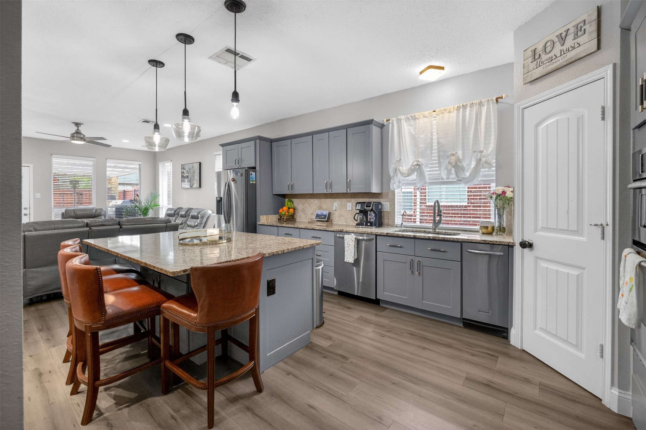 1922 Rustic Creek Drive Garland TX 75040