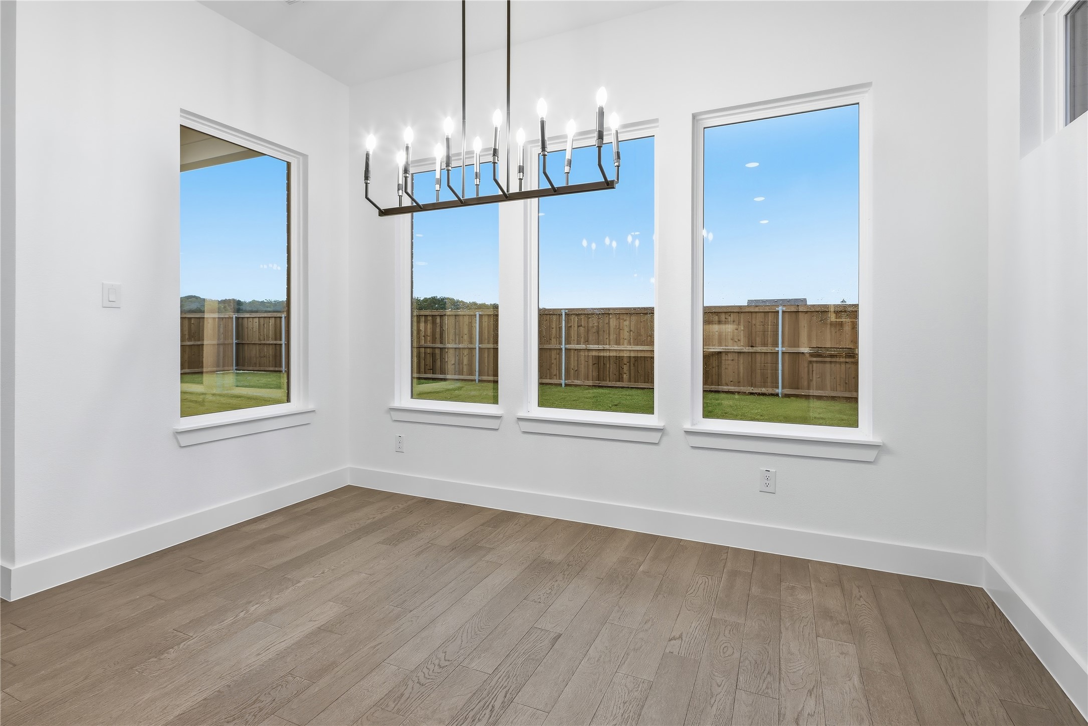 1653 Cedar Elm Way Burleson TX 76028