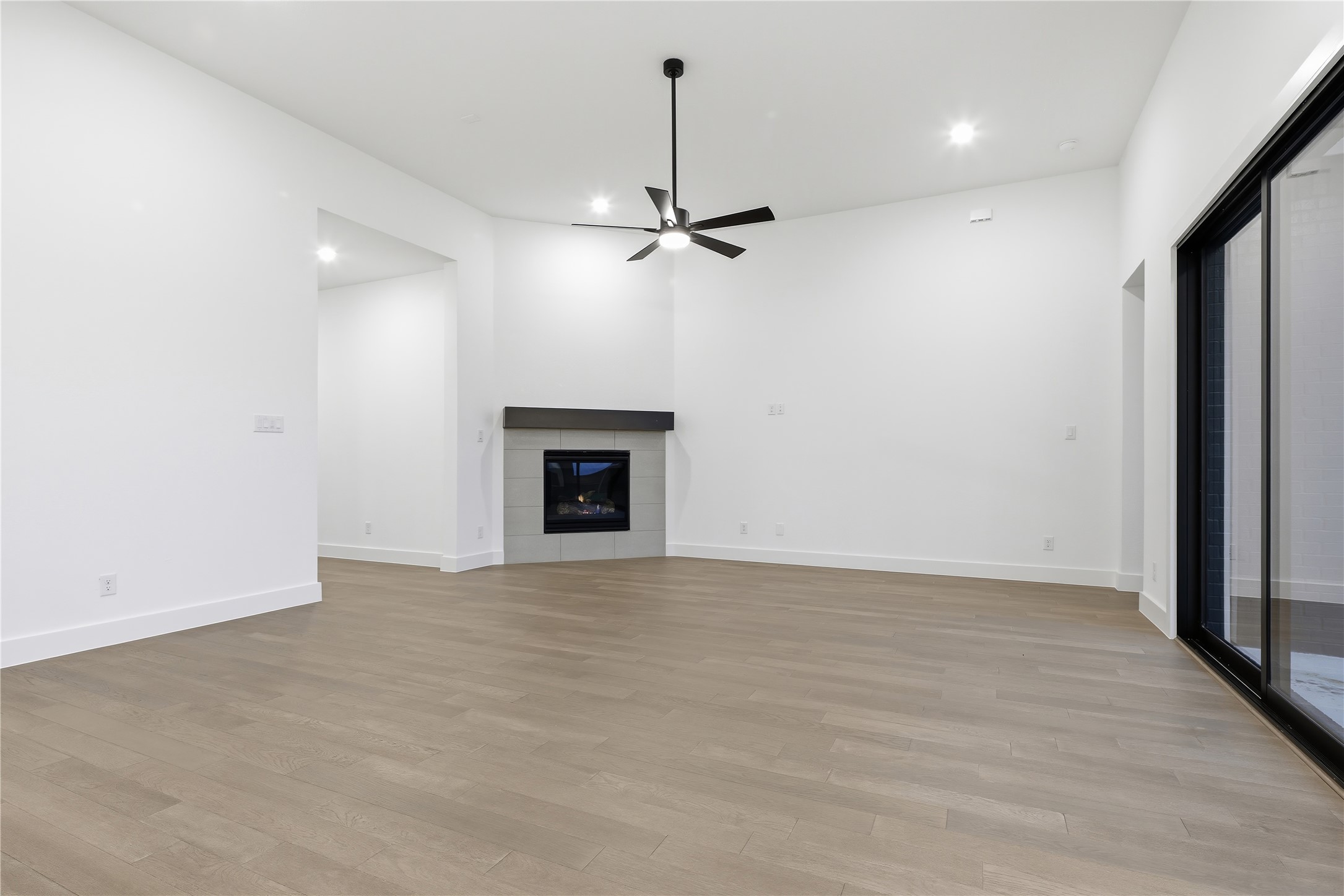 1653 Cedar Elm Way Burleson TX 76028