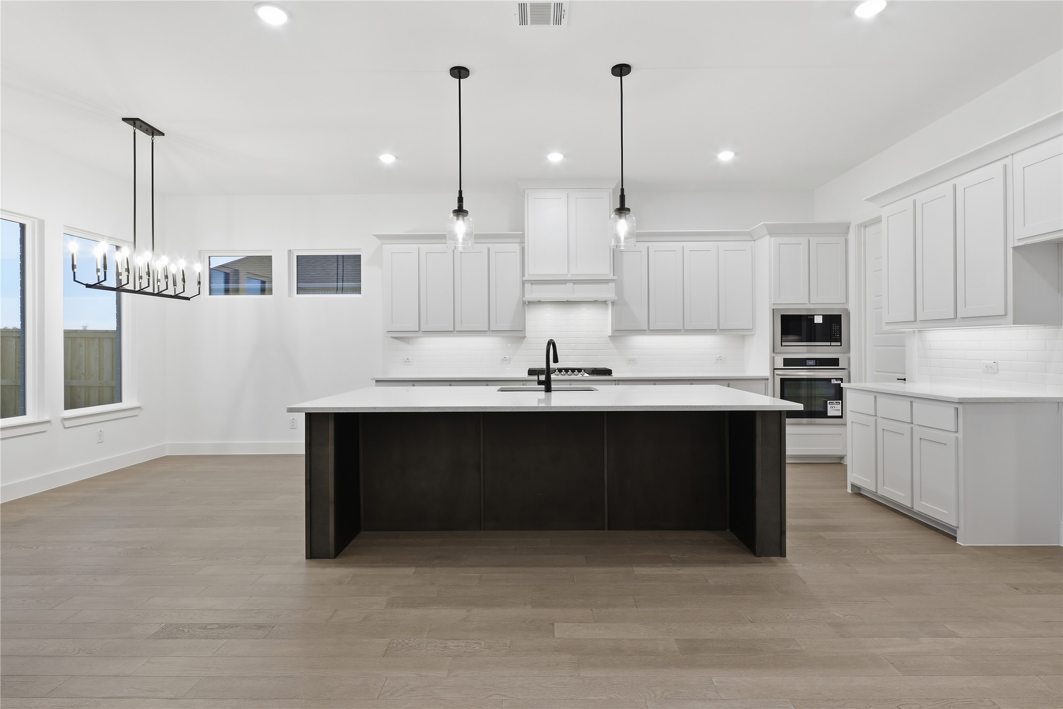 1653 Cedar Elm Way Burleson TX 76028