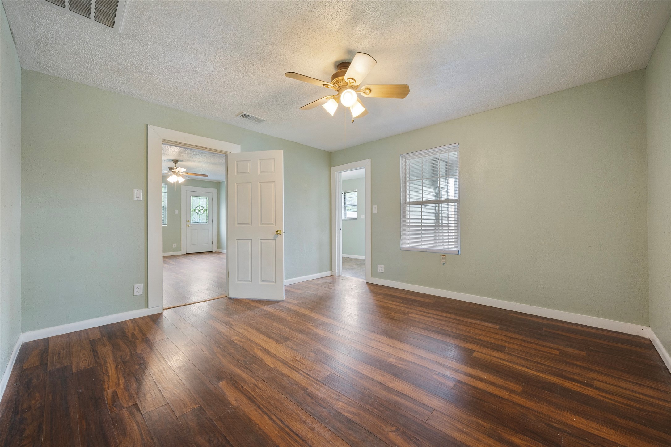 4305 Templeton Street Greenville TX 75401