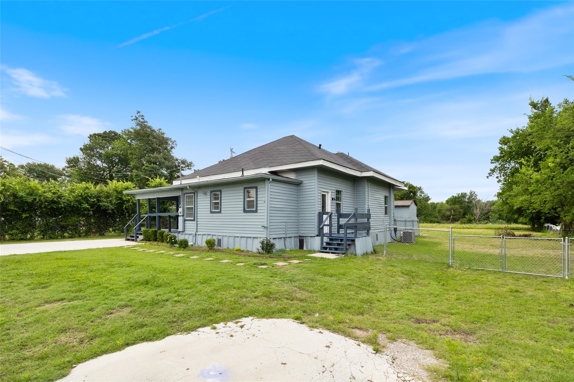 4305 Templeton Street Greenville TX 75401