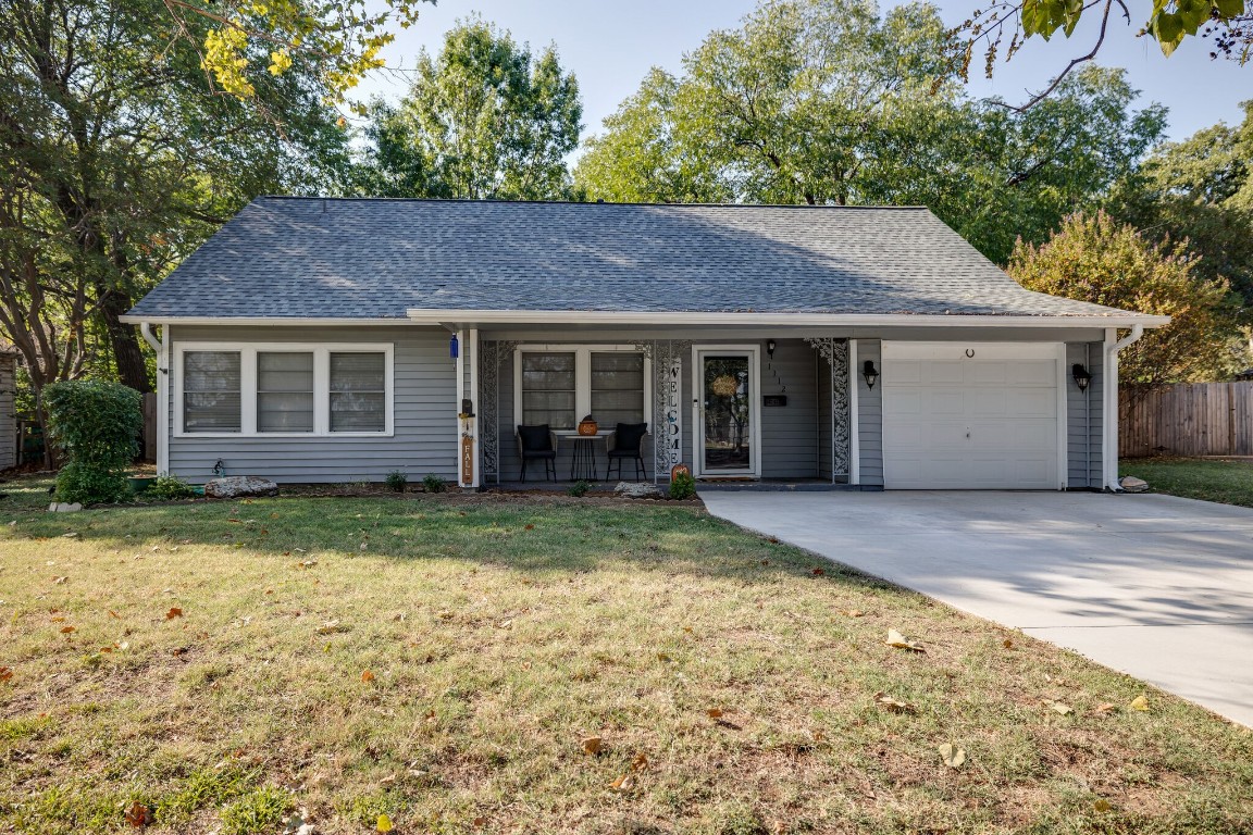 1112 Woodcrest Lane Arlington TX 76013