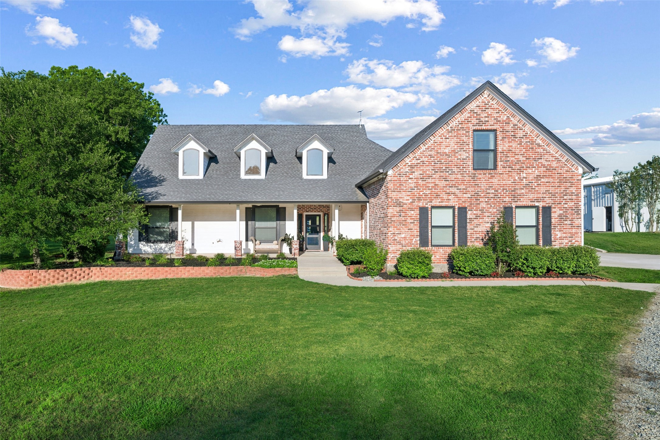 492 County Road 4387 Decatur TX 76234