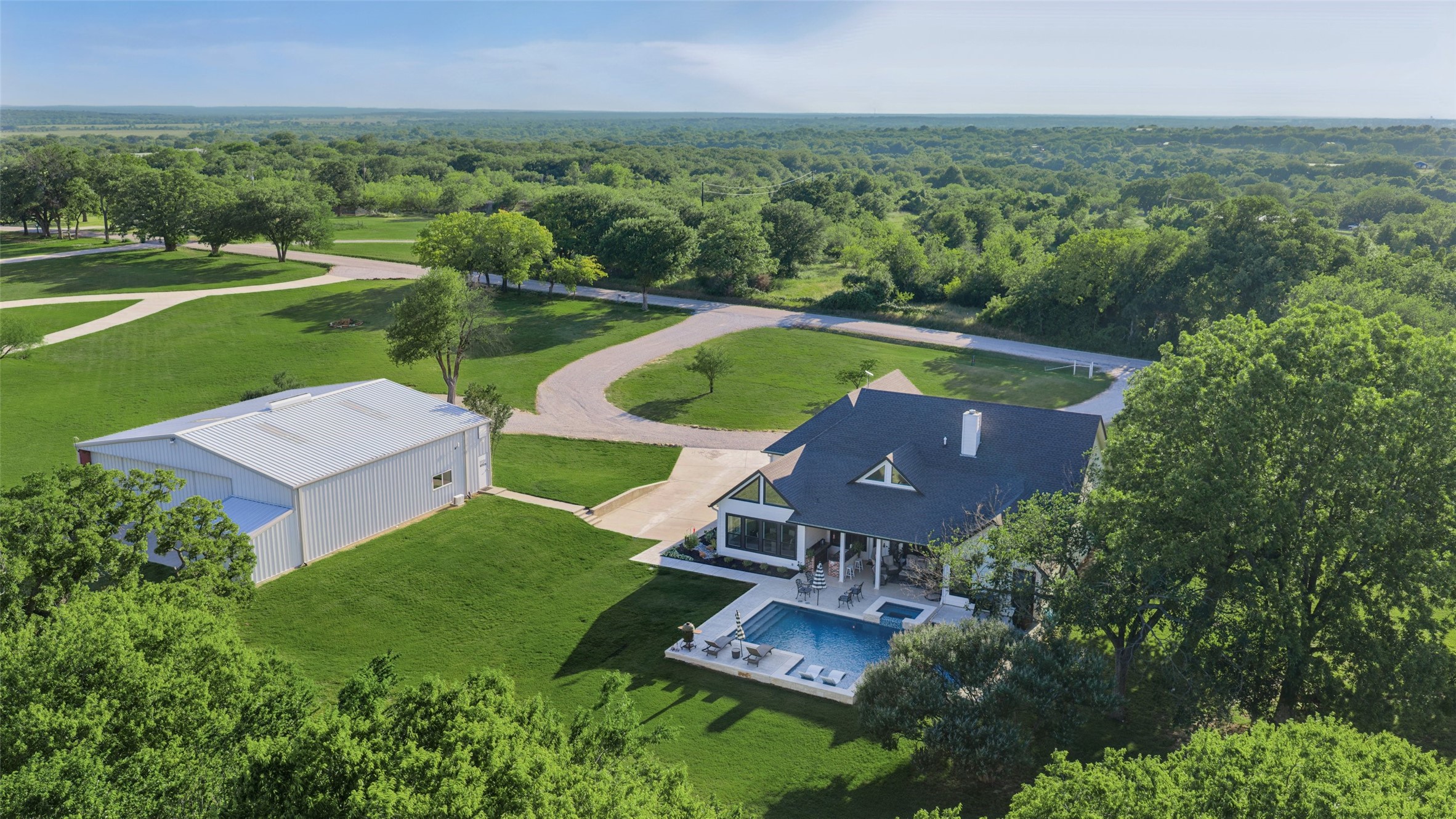 492 County Road 4387 Decatur TX 76234