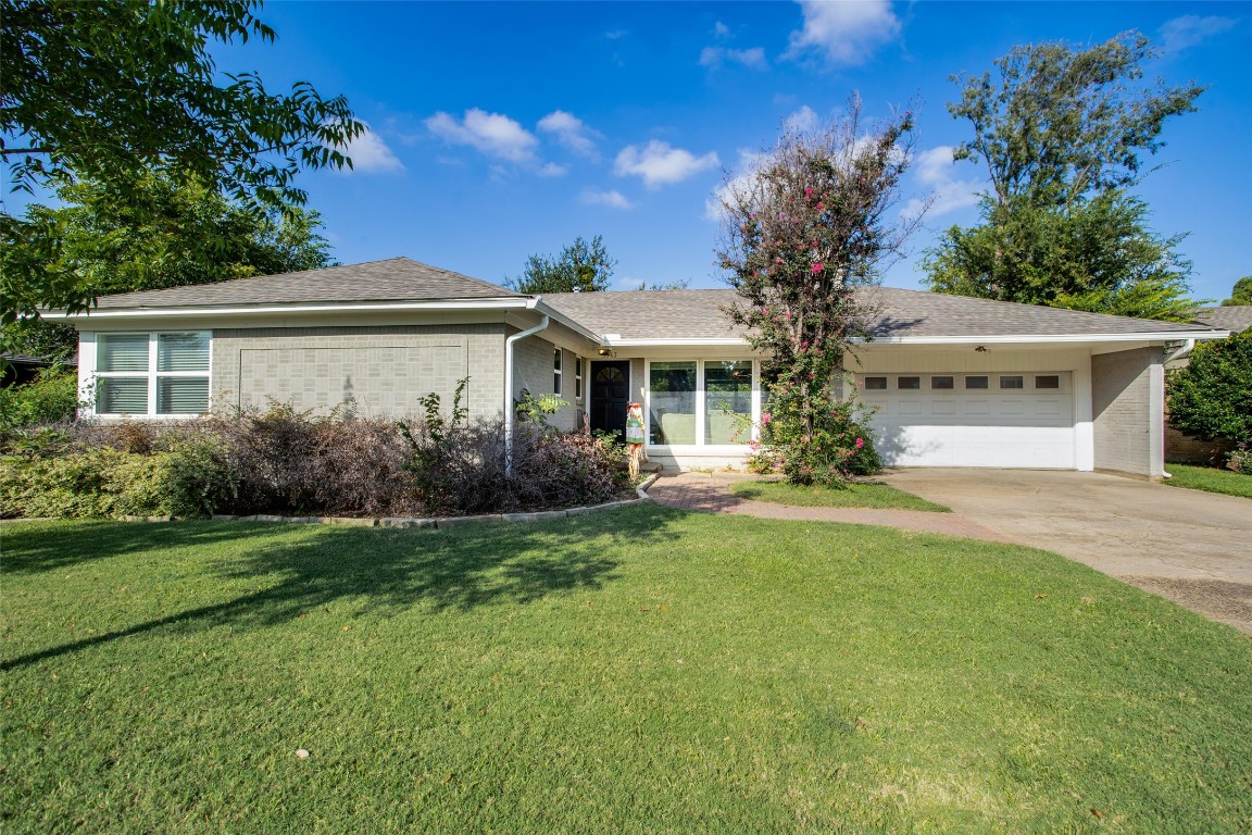 9943 Lakemont Drive Dallas TX 75220