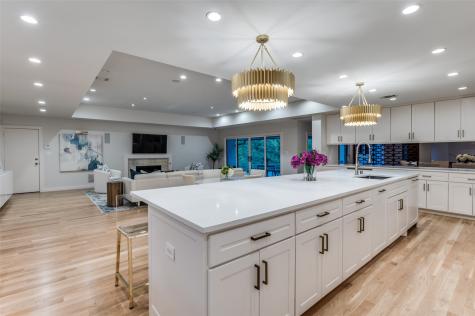7239 S Janmar Court Dallas TX 75230