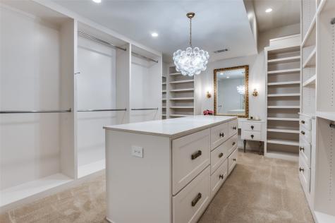 7239 S Janmar Court Dallas TX 75230