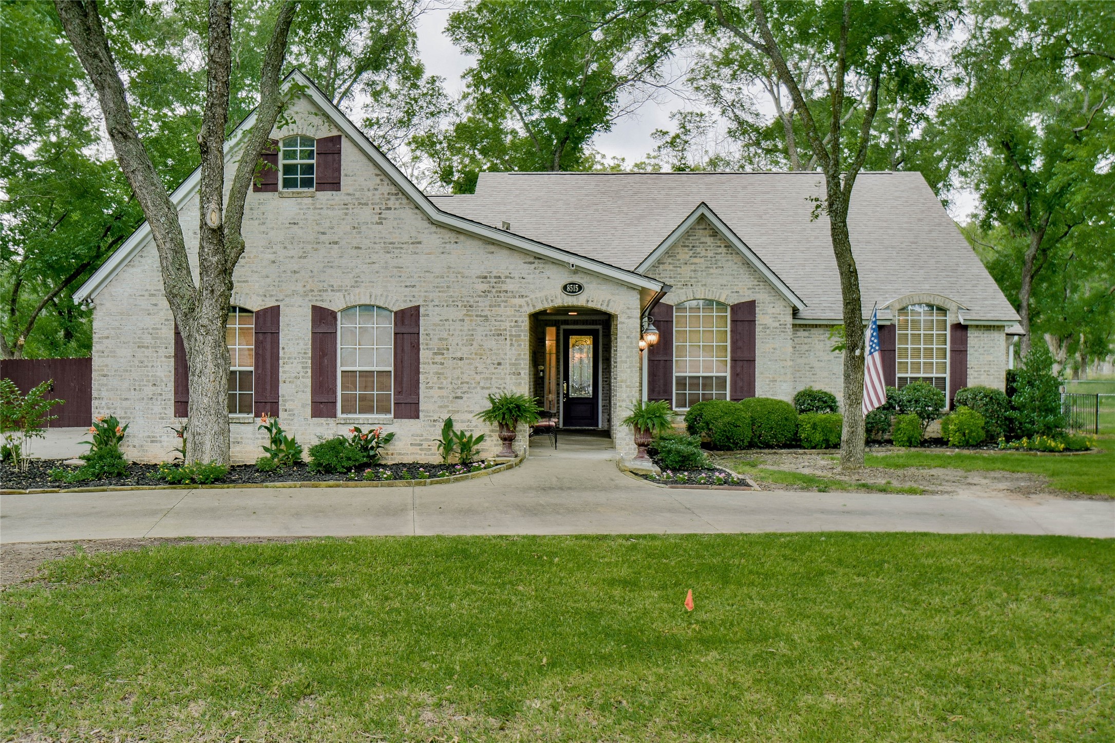 8515 Ravenswood Road Granbury TX 76049