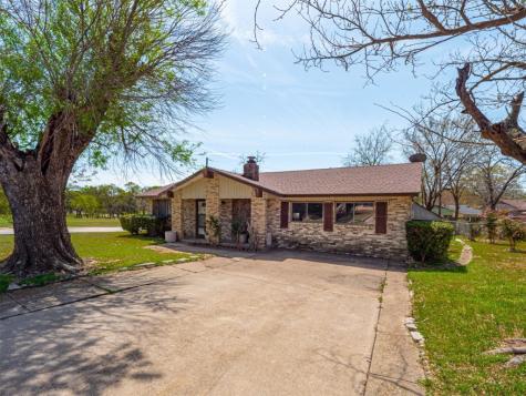 4636 Wisteria Street Dallas TX 75211