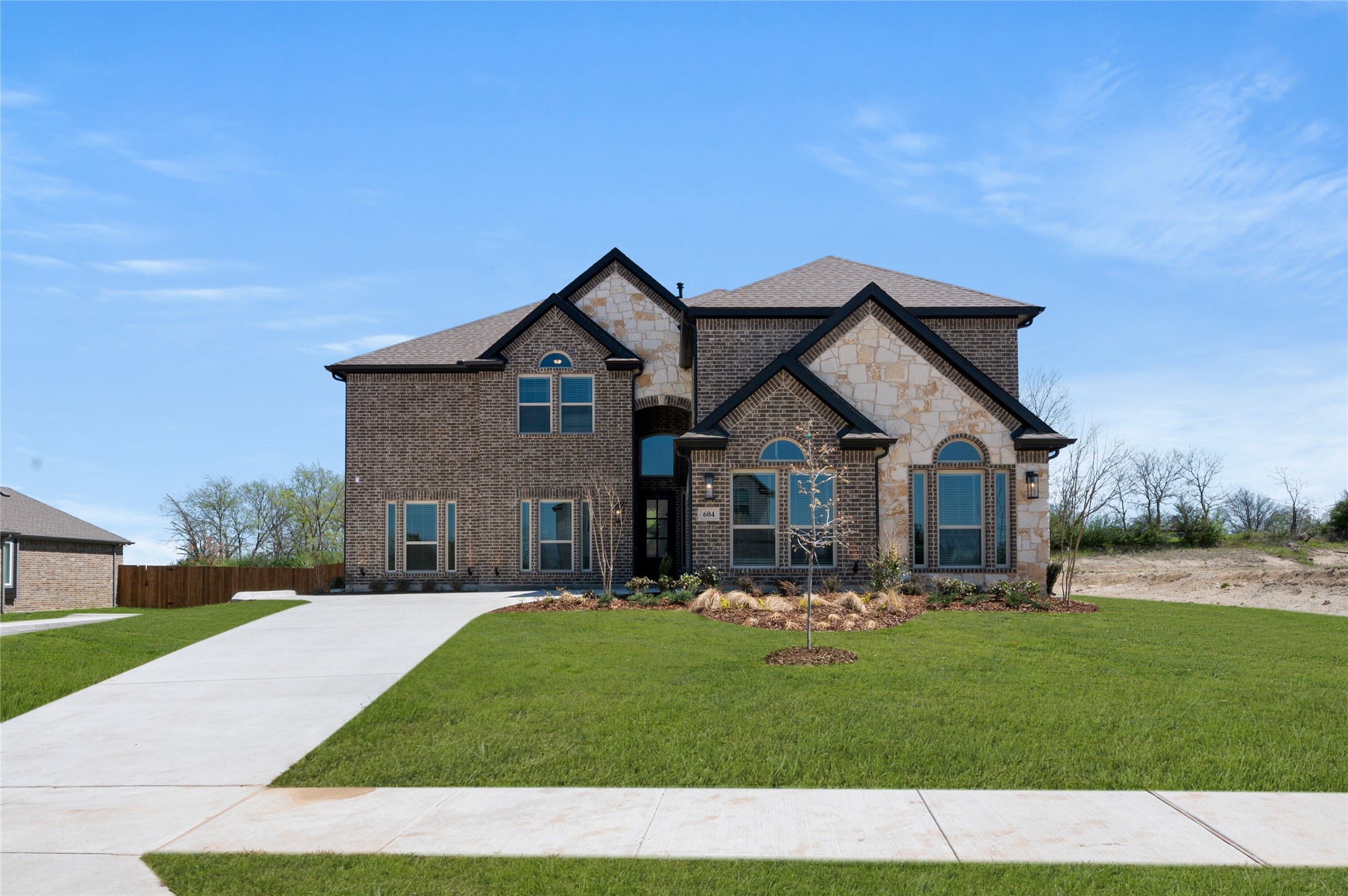 604 S Hidden Lakes Drive Desoto TX 75115
