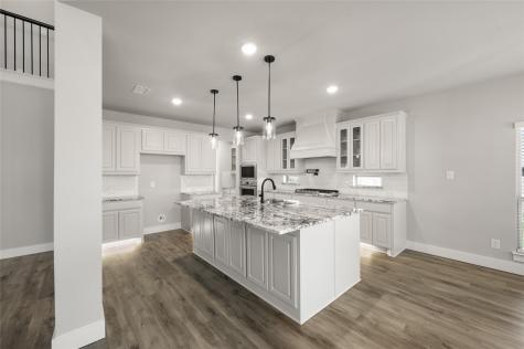 604 S Hidden Lakes Drive Desoto TX 75115